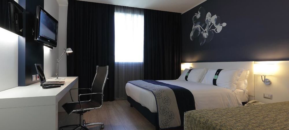 Holiday Inn Milan Nord Zara By Ihg Cinisello Balsamo Extérieur photo